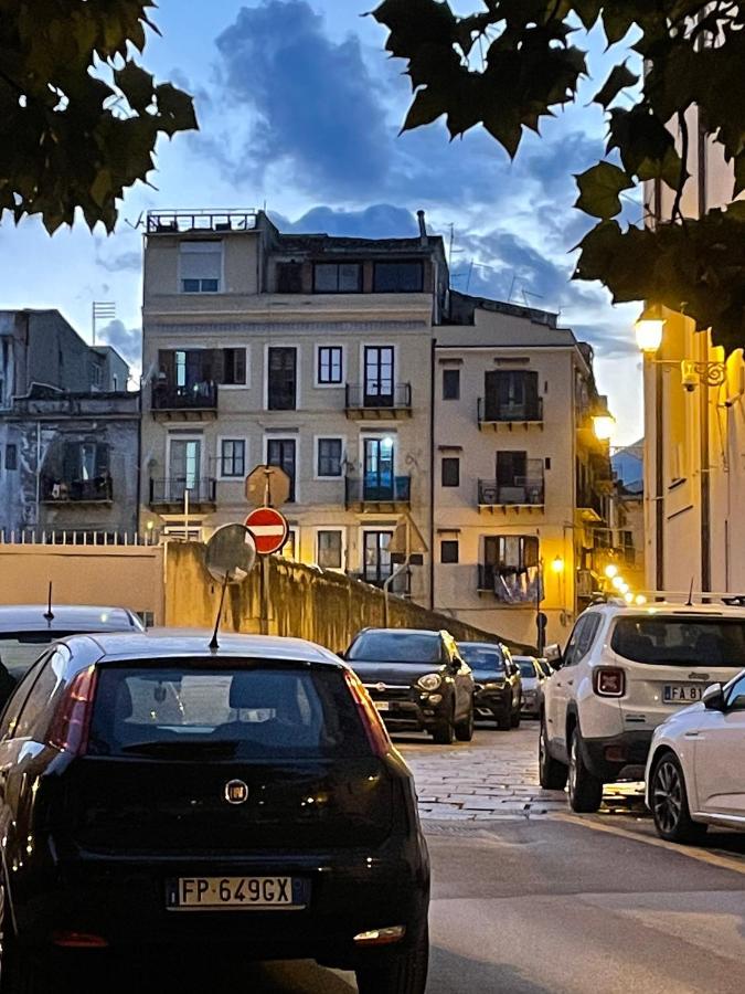 Loft Aragonese Apartment Palermo Luaran gambar